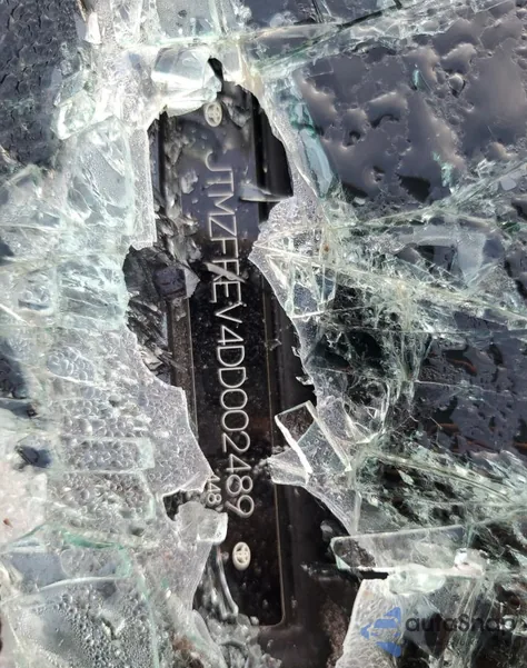 2013 Toyota Rav4 Le из США, поврежденный, VIN JTMZFREV4DD002489